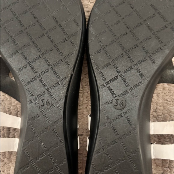 NR | Rapisadi Wedge Sandals - Picture 5 of 6